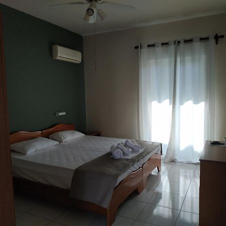 Apartments By Evita'S Resort Poros Town Luaran gambar